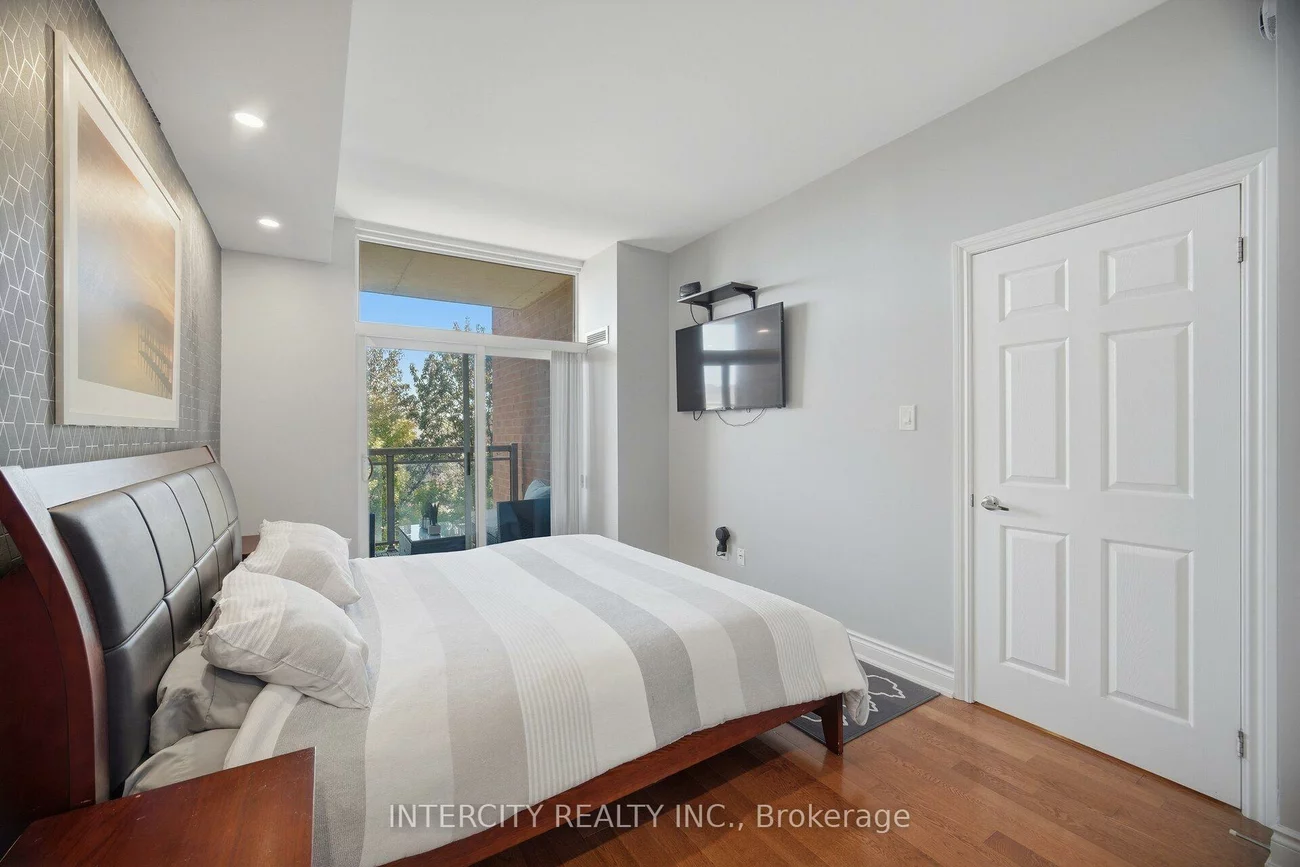10211, Keele, Maple, Vaughan
