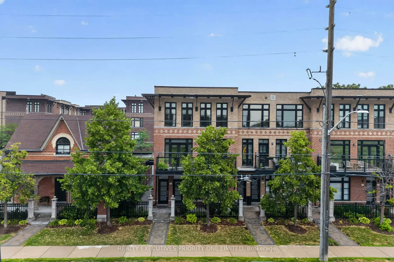 8161, Kipling, West Woodbridge, Vaughan
