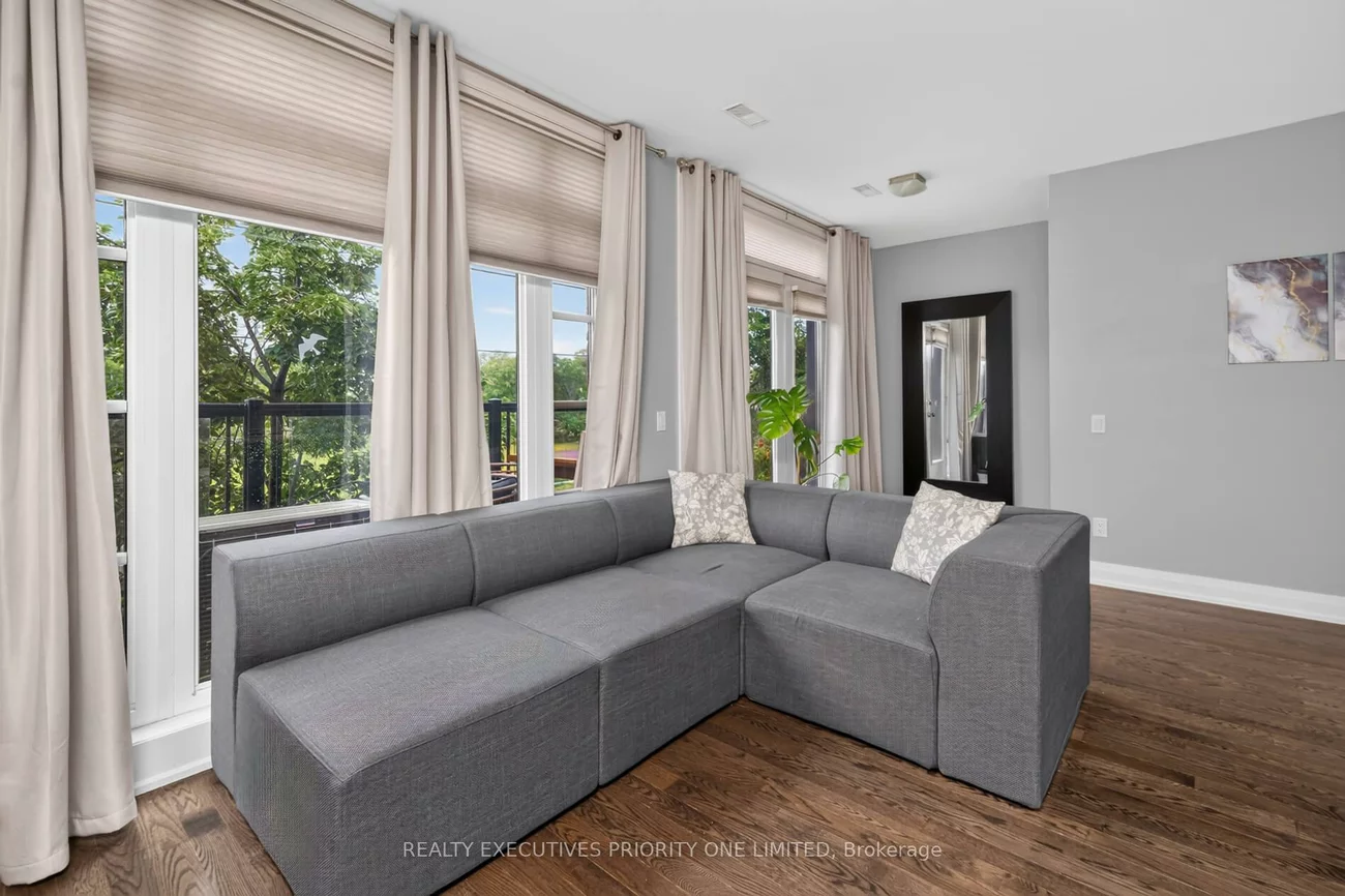 8161, Kipling, West Woodbridge, Vaughan