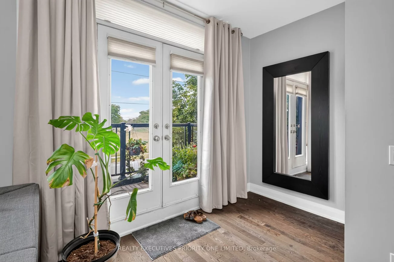 8161, Kipling, West Woodbridge, Vaughan