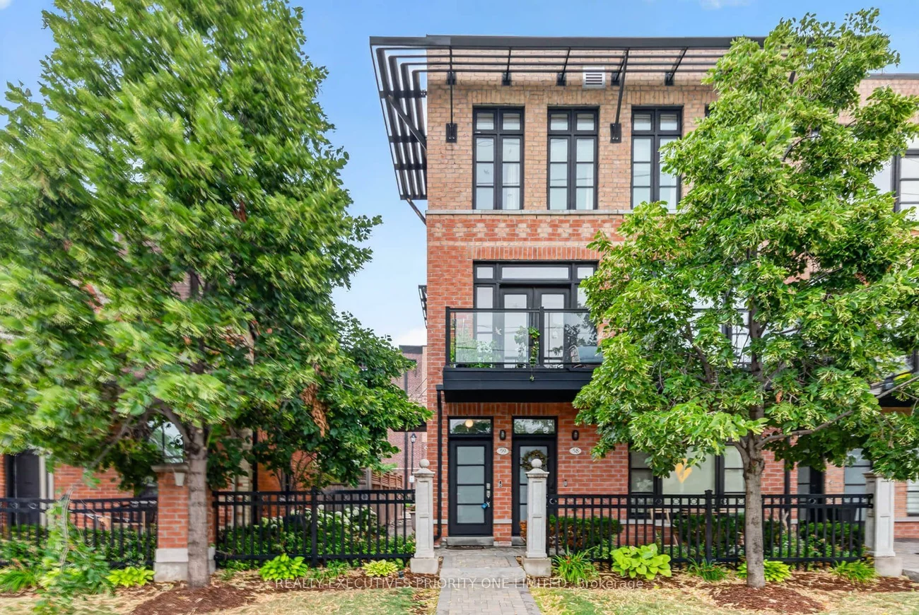 8161, Kipling, West Woodbridge, Vaughan