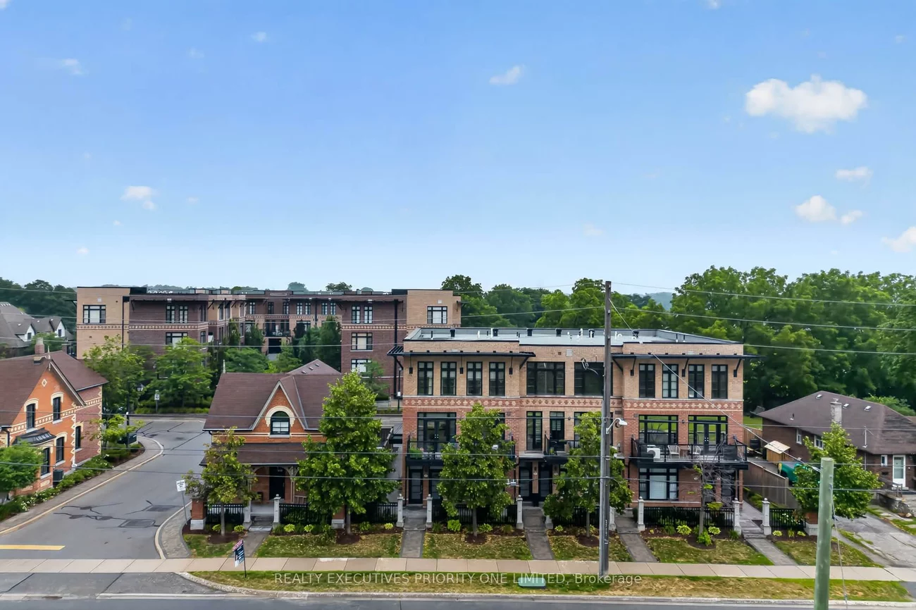 8161, Kipling, West Woodbridge, Vaughan