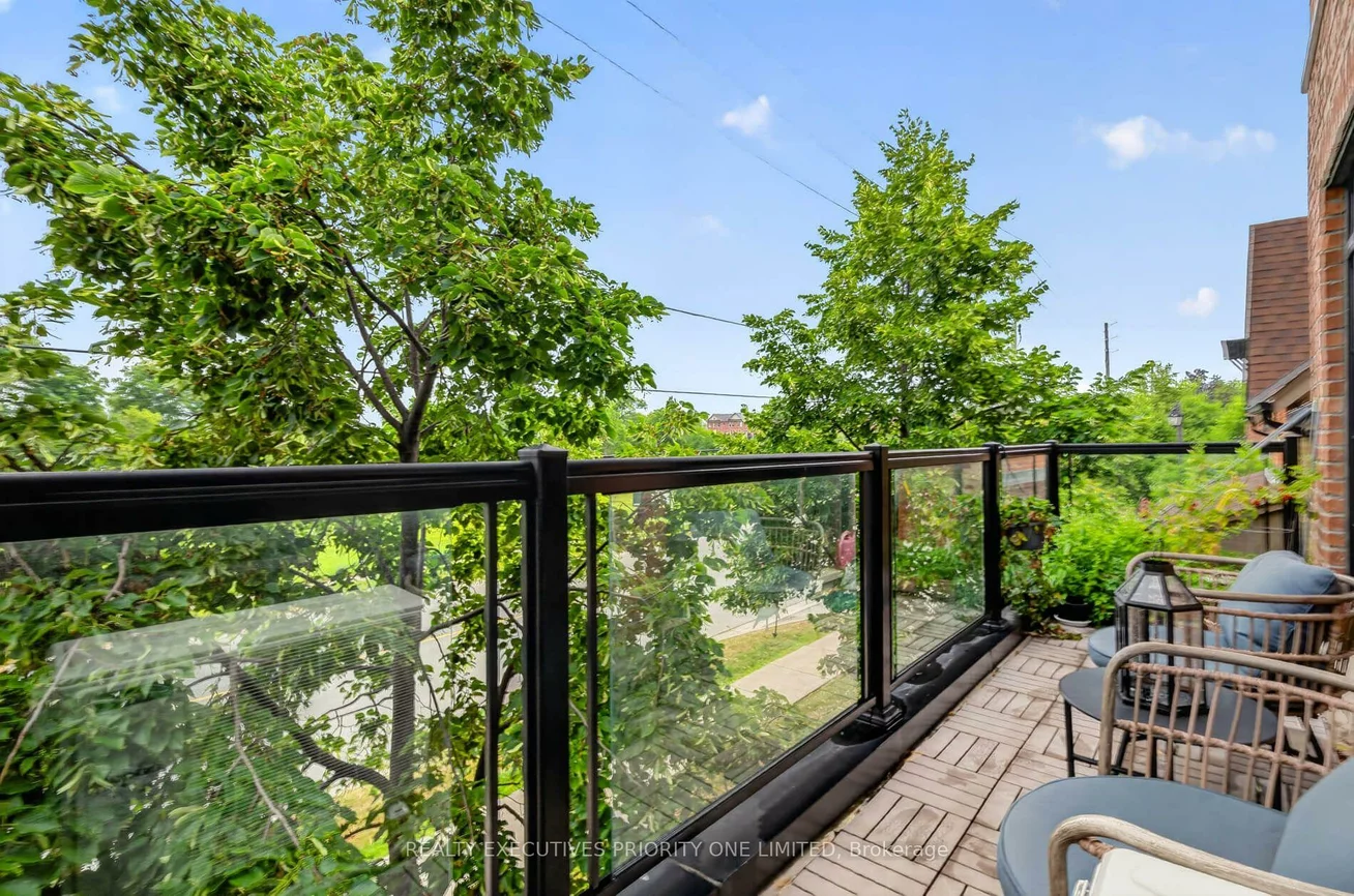 8161, Kipling, West Woodbridge, Vaughan