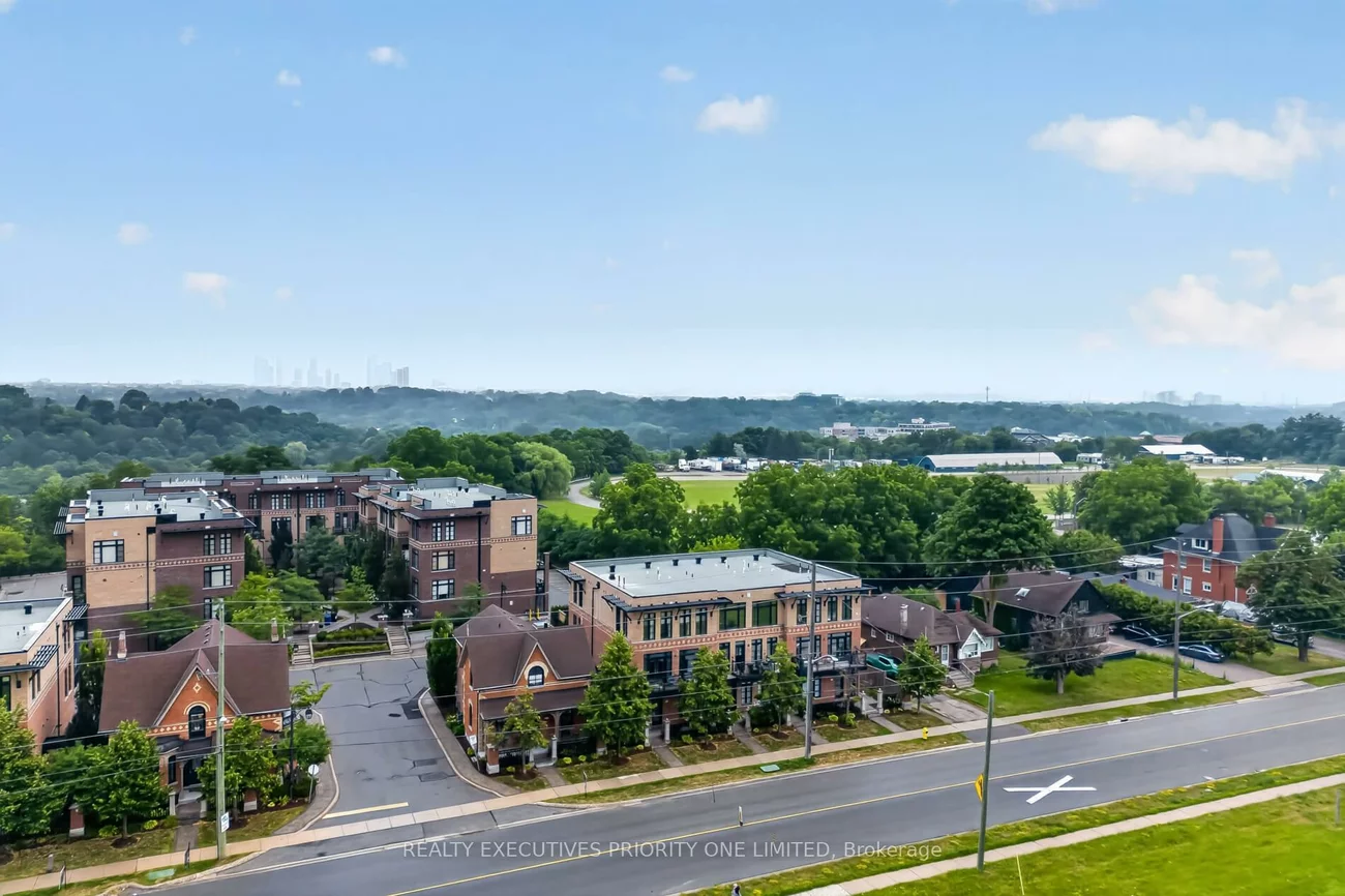 8161, Kipling, West Woodbridge, Vaughan