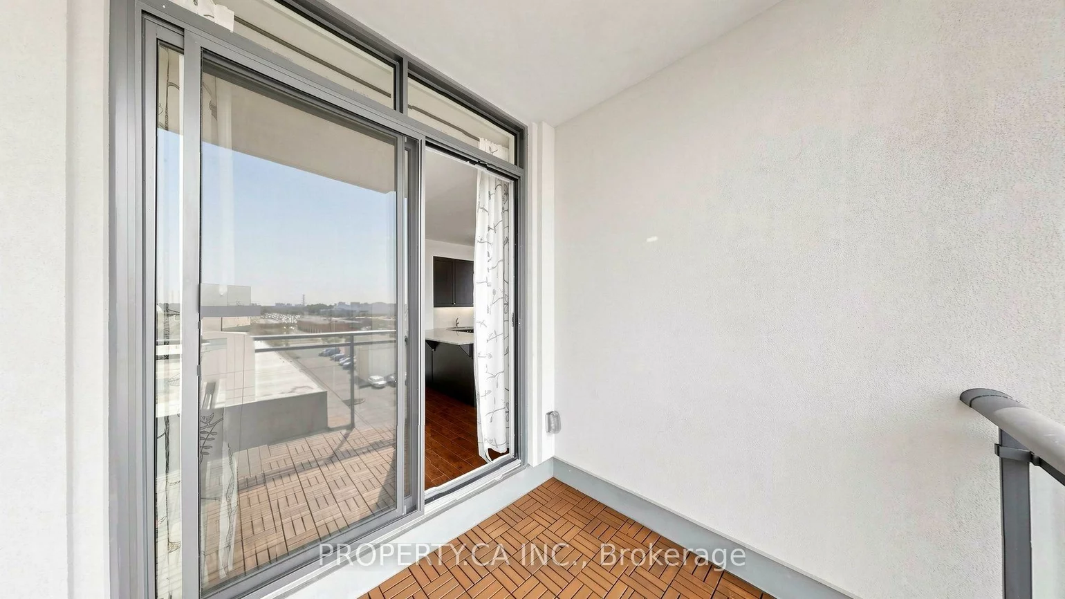 24, Woodstream, Vaughan Grove, Vaughan
