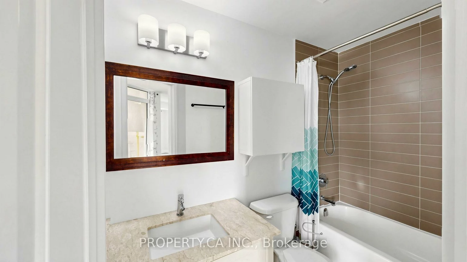 24, Woodstream, Vaughan Grove, Vaughan