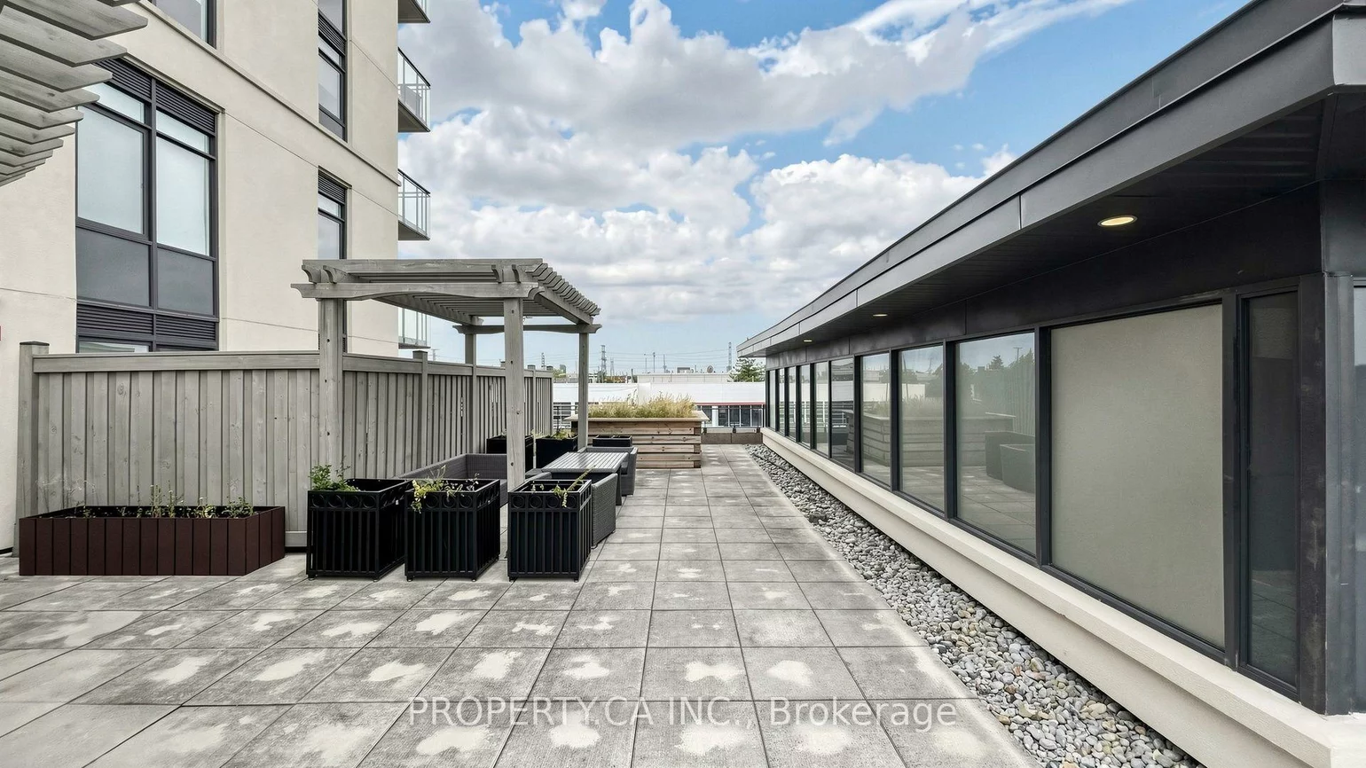 24, Woodstream, Vaughan Grove, Vaughan