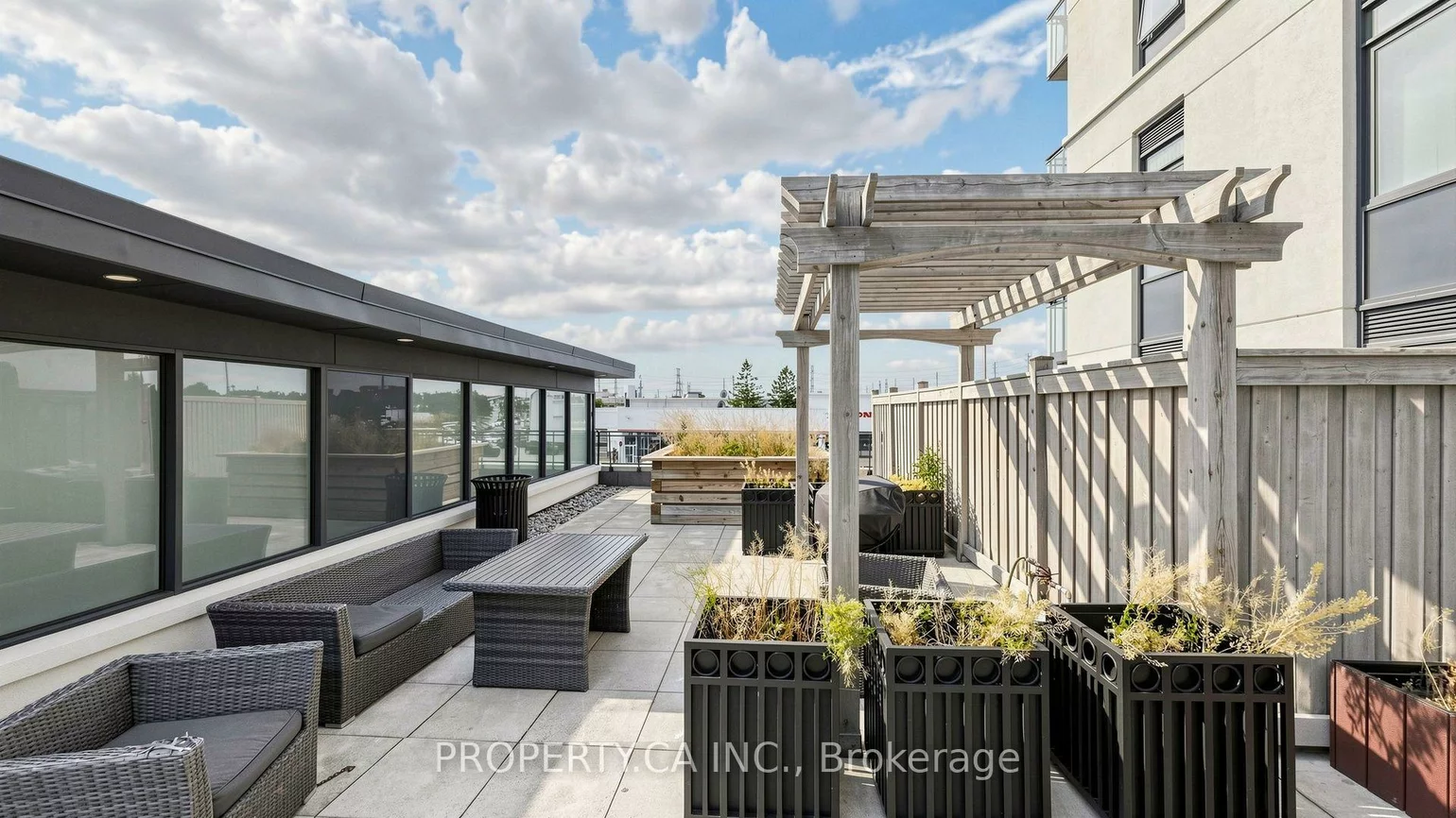24, Woodstream, Vaughan Grove, Vaughan