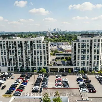 24, Woodstream, Vaughan Grove, Vaughan