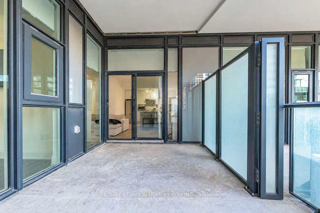 8960, Jane, Concord, Vaughan