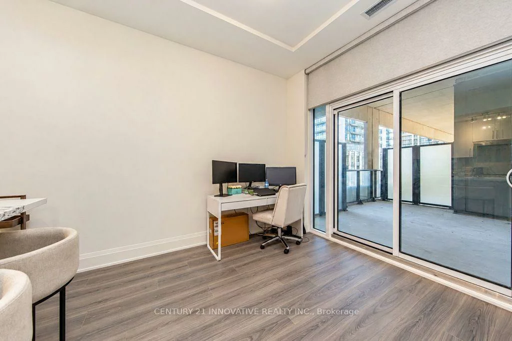 8960, Jane, Concord, Vaughan