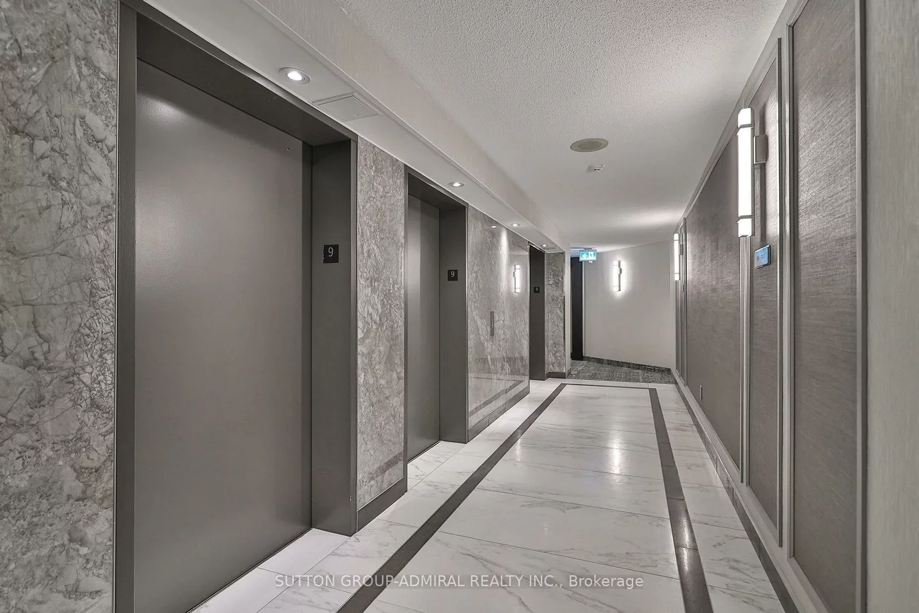 7460, Bathurst, Brownridge, Vaughan