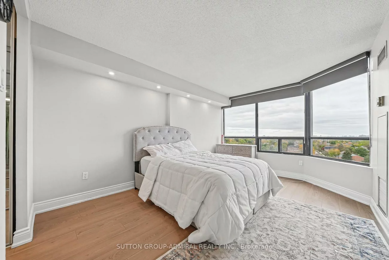 7460, Bathurst, Brownridge, Vaughan