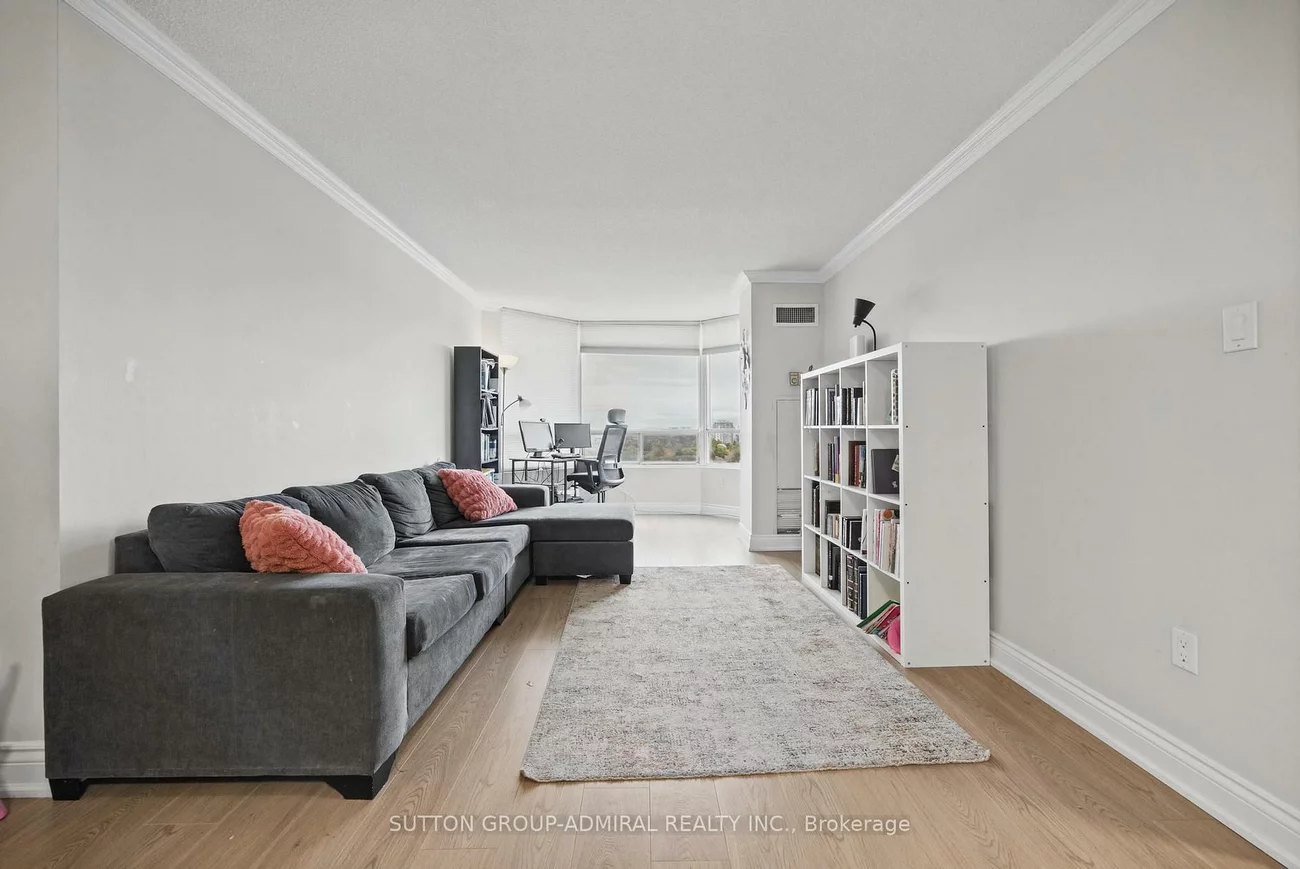 7460, Bathurst, Brownridge, Vaughan