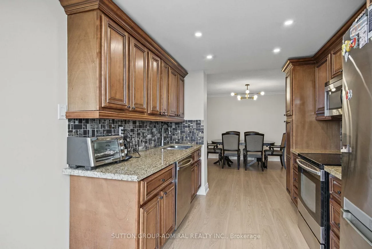 7460, Bathurst, Brownridge, Vaughan