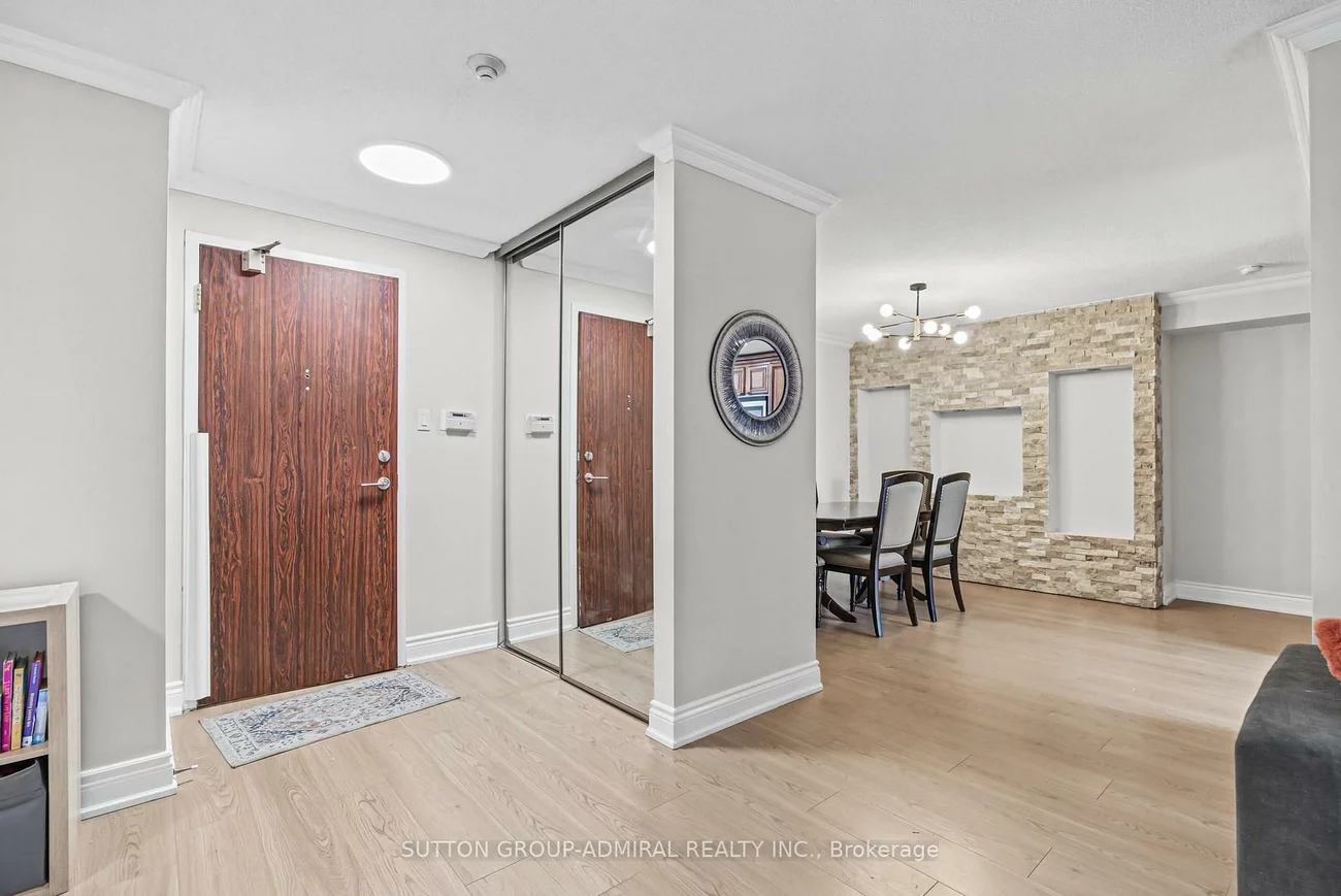 7460, Bathurst, Brownridge, Vaughan