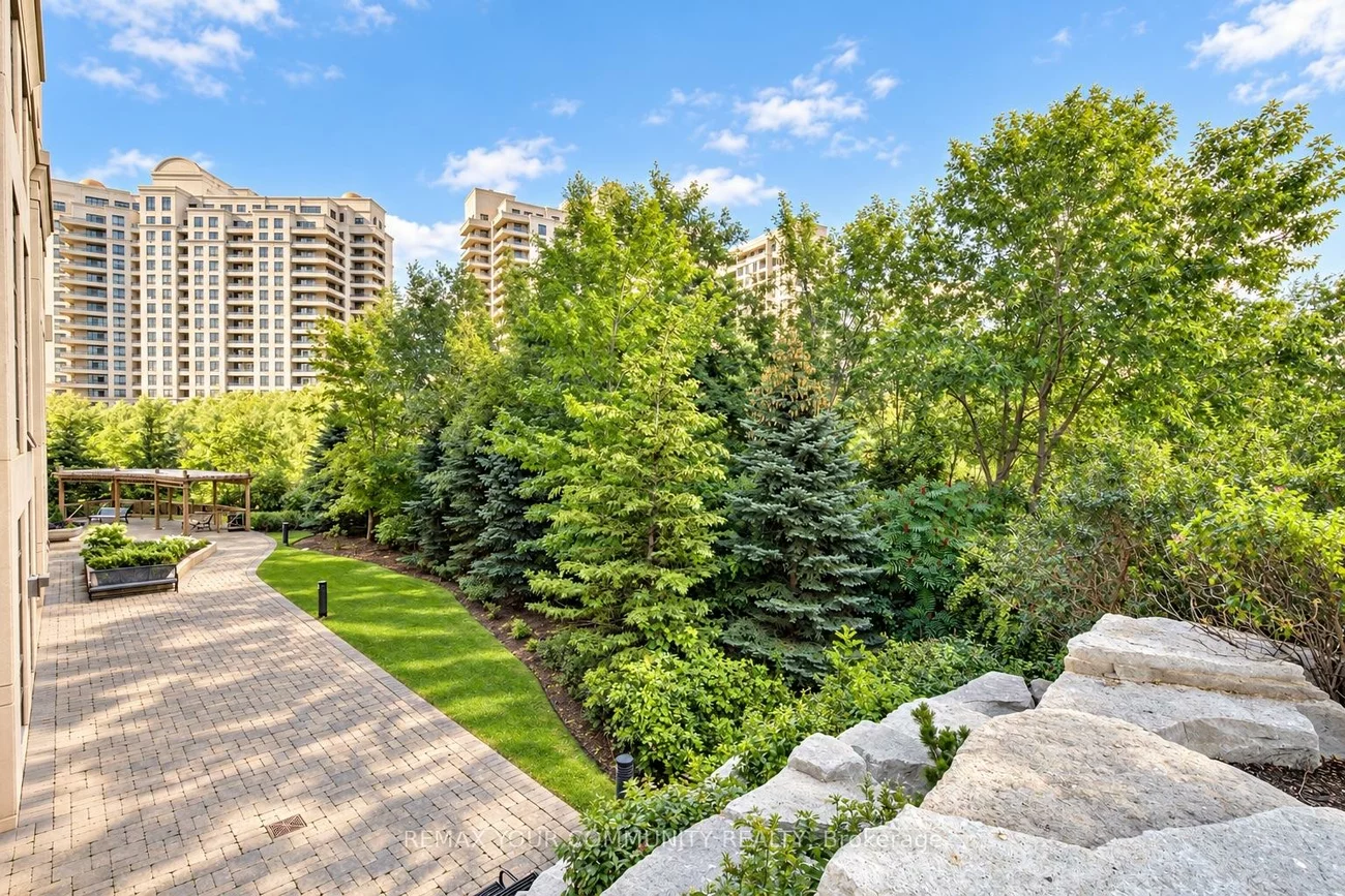 9225, Jane, Maple, Vaughan