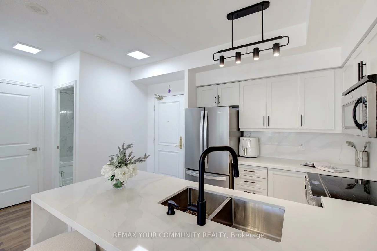 9225, Jane, Maple, Vaughan