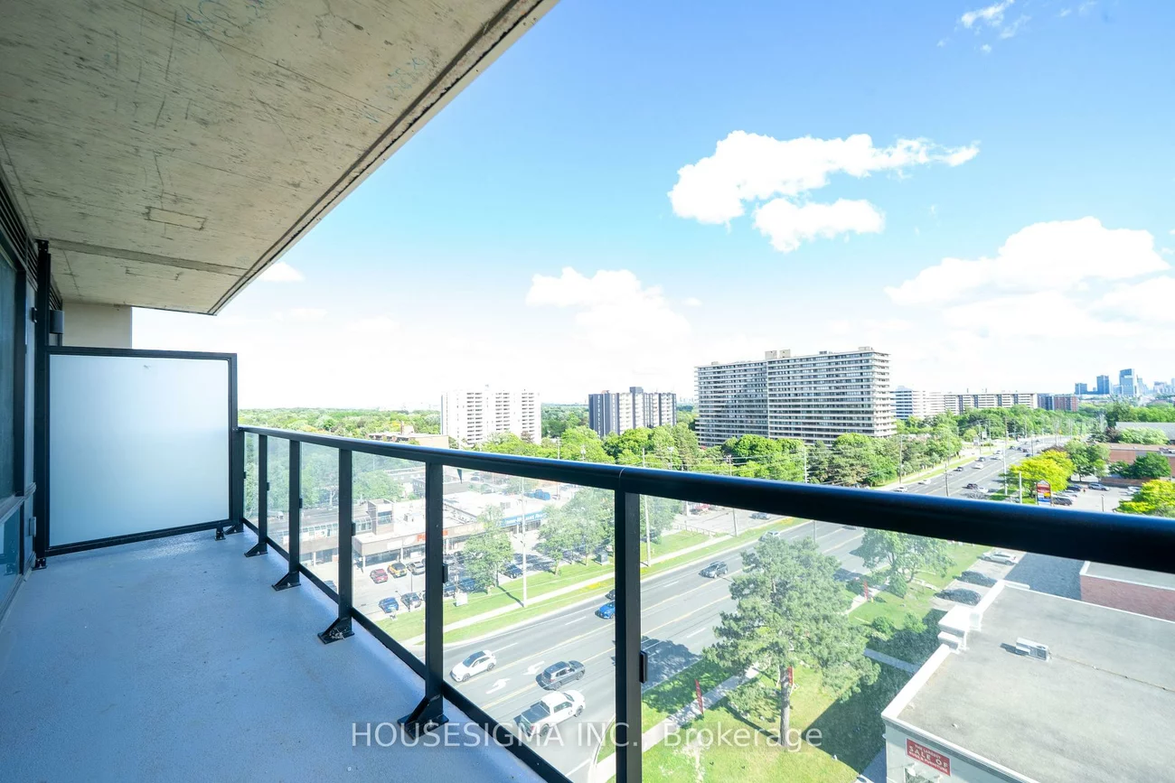 8188, Yonge, Uplands, Vaughan