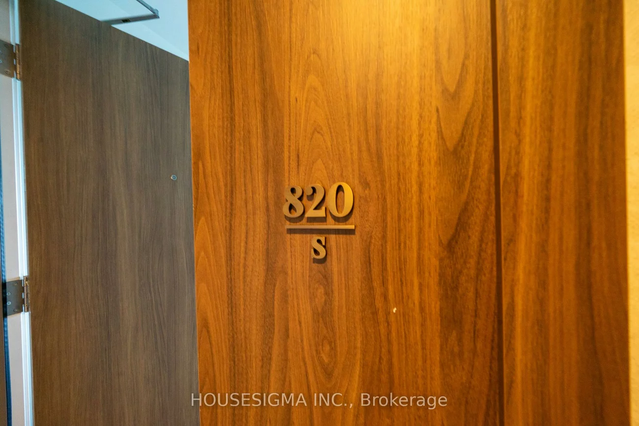 8188, Yonge, Uplands, Vaughan
