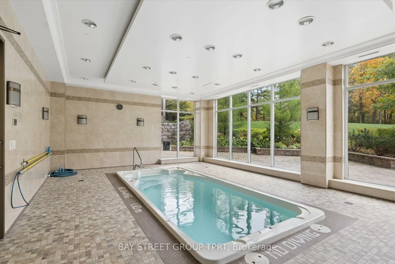 9255, Jane, Maple, Vaughan