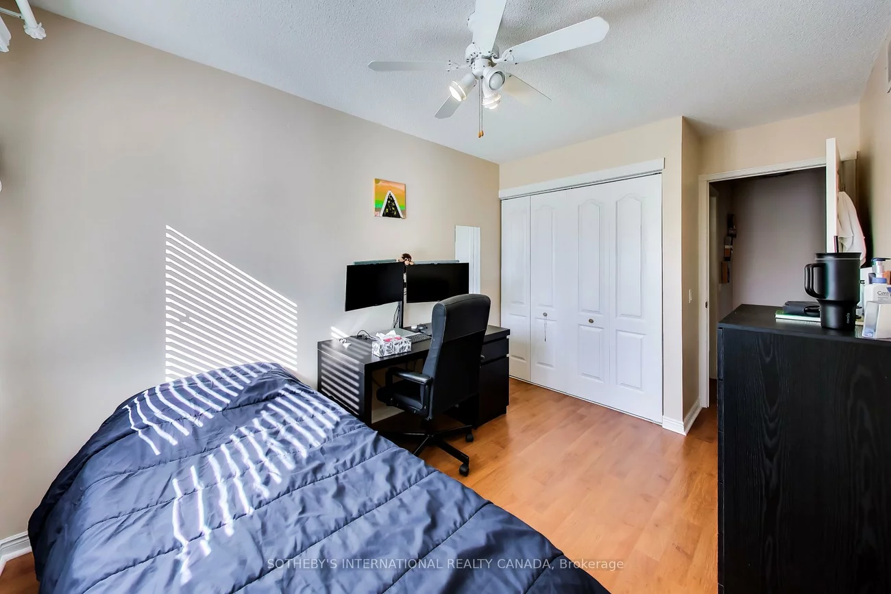 900, Steeles, Lakeview Estates, Vaughan