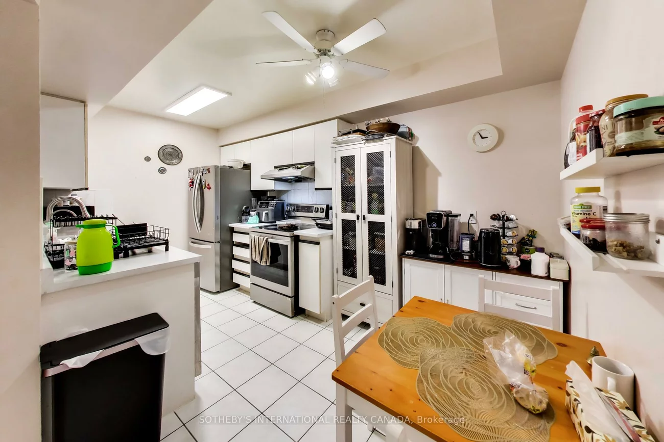 900, Steeles, Lakeview Estates, Vaughan