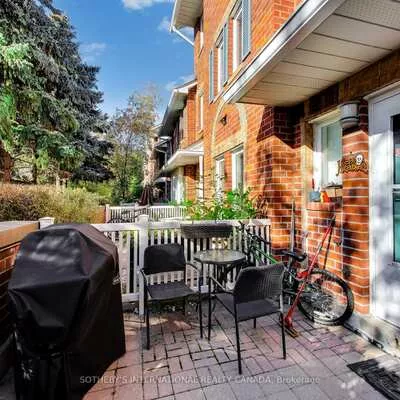 900, Steeles, Lakeview Estates, Vaughan