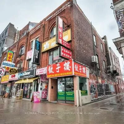 residential, lease, Room, 324 Spadina Ave, Kensington-Chinatown, Toronto 
 324 Spadina Ave, Kensington-Chinatown, Toronto