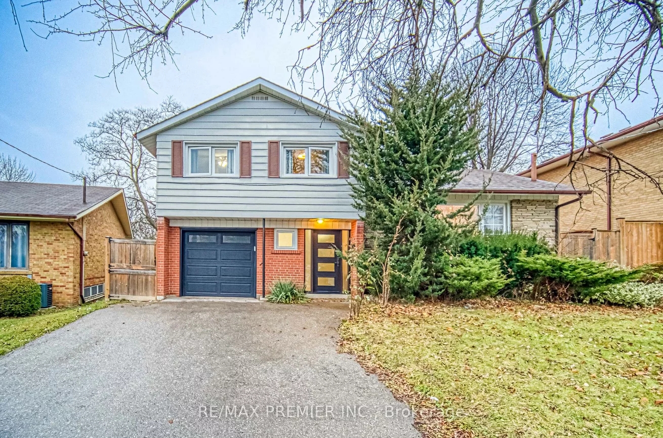 18 Lantana Crt, Toronto