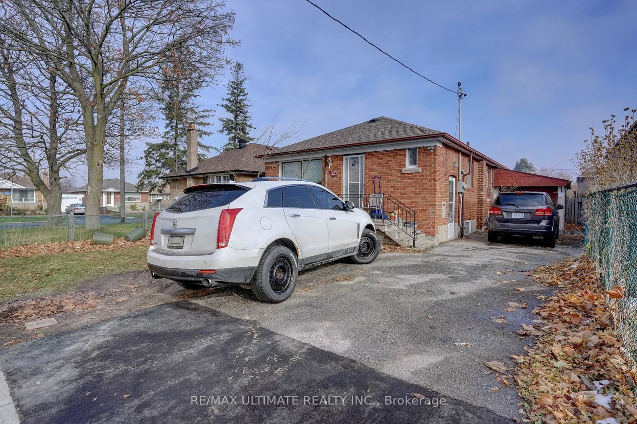 23 Falmouth Ave, Toronto