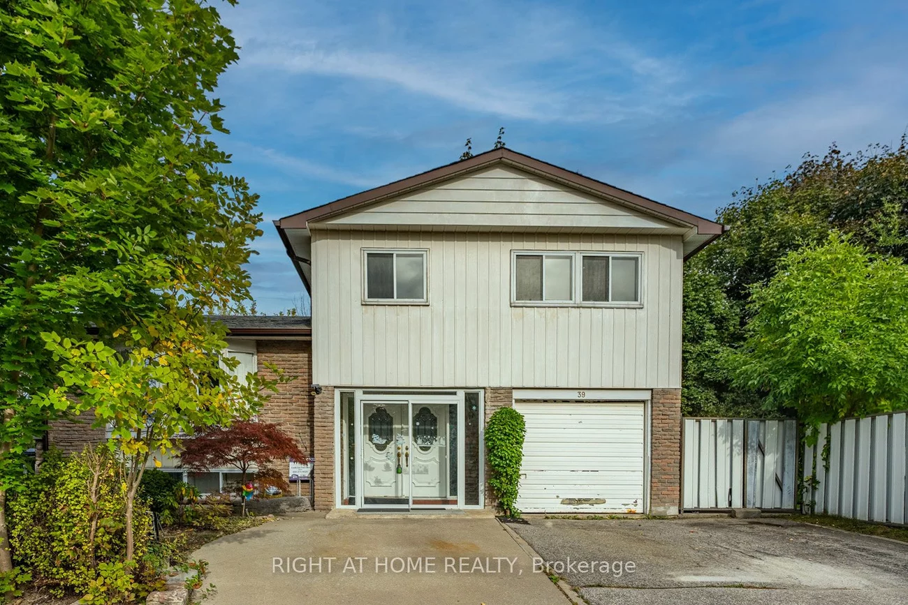 39 Boundy Cres, Toronto