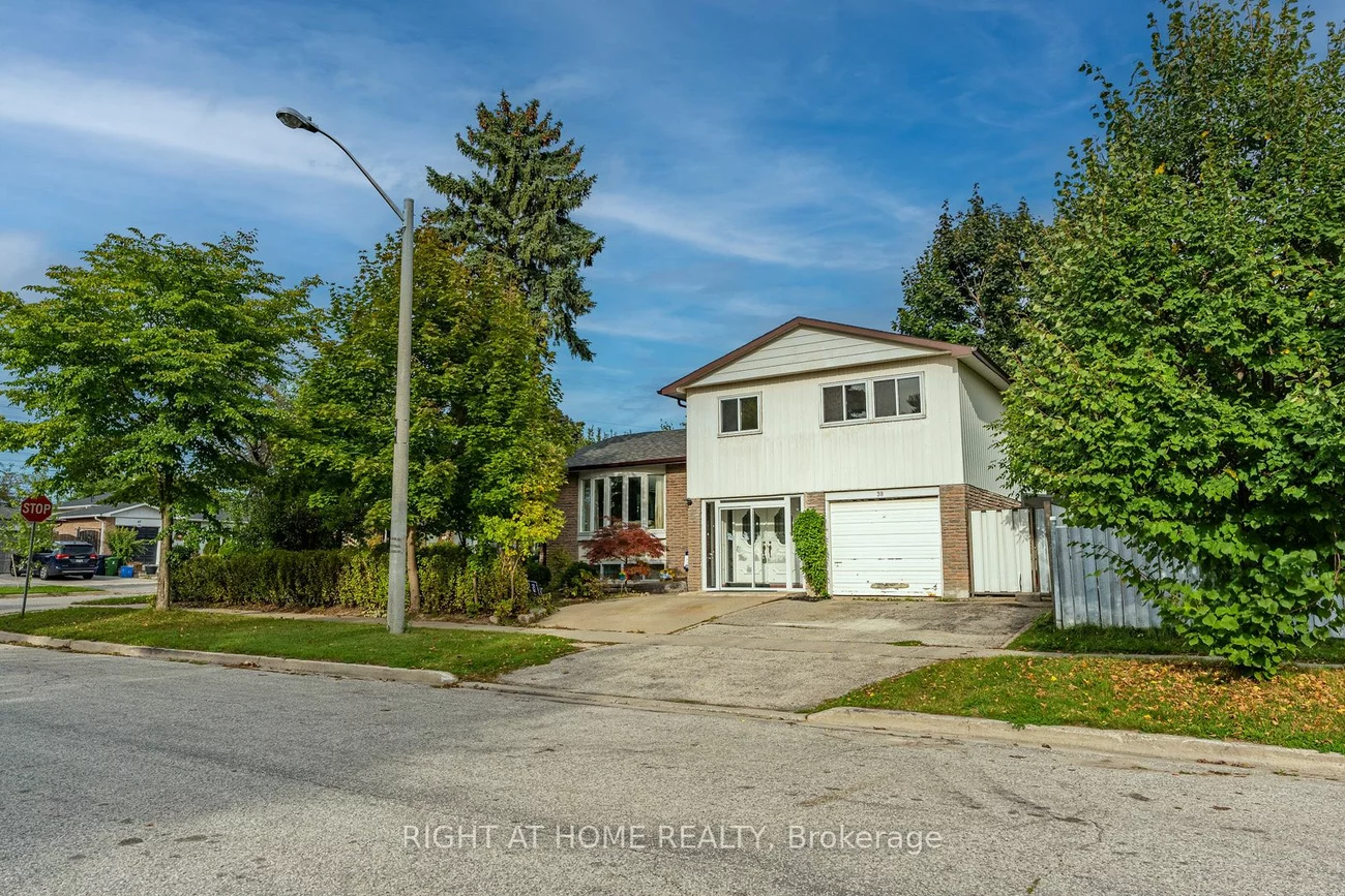 39 Boundy Cres, Toronto