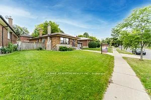 22 Millmere Dr, Toronto