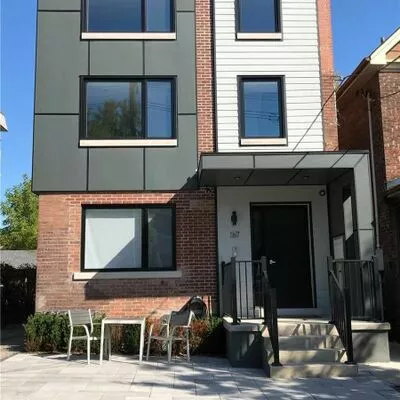 residential, lease, Fourplex, 167 Quebec Ave, High Park North, Toronto 
 167 Quebec Ave, High Park North, Toronto