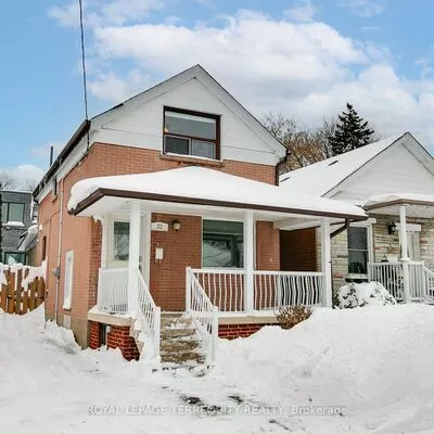 residential, lease, Detached, 32 Beechwood Ave, Rockcliffe-Smythe, Toronto 
 32 Beechwood Ave, Rockcliffe-Smythe, Toronto