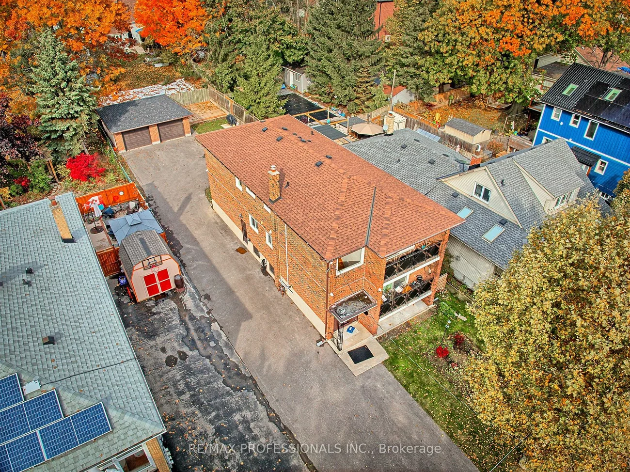 16 Muskoka Ave, Toronto