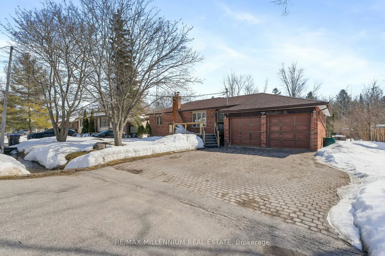 759 Chestnut St, Innisfil