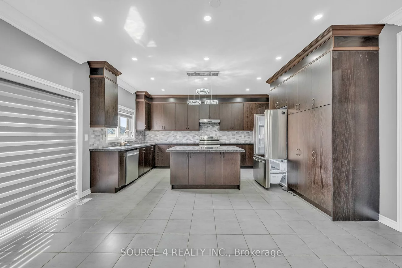 1740 Emberton Way, Innisfil