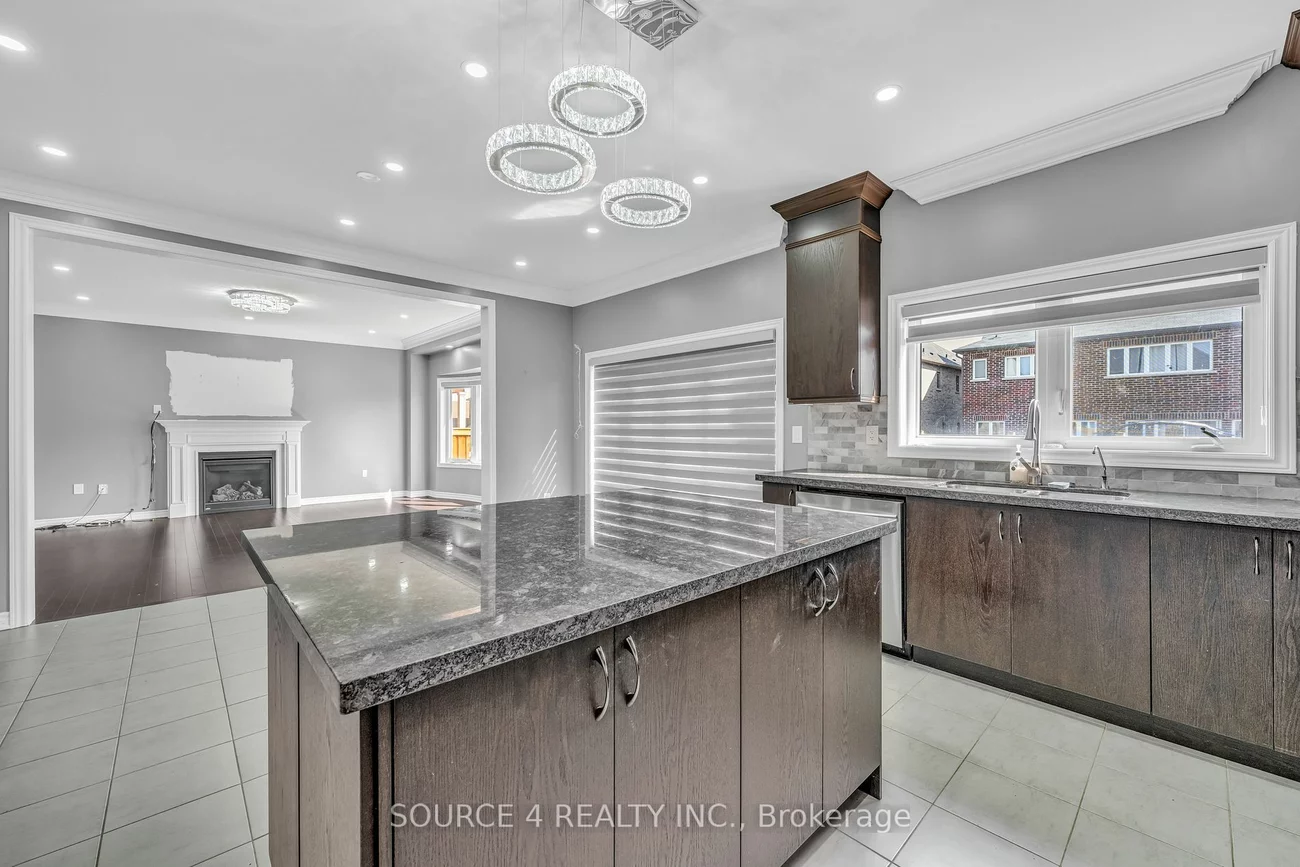 1740 Emberton Way, Innisfil