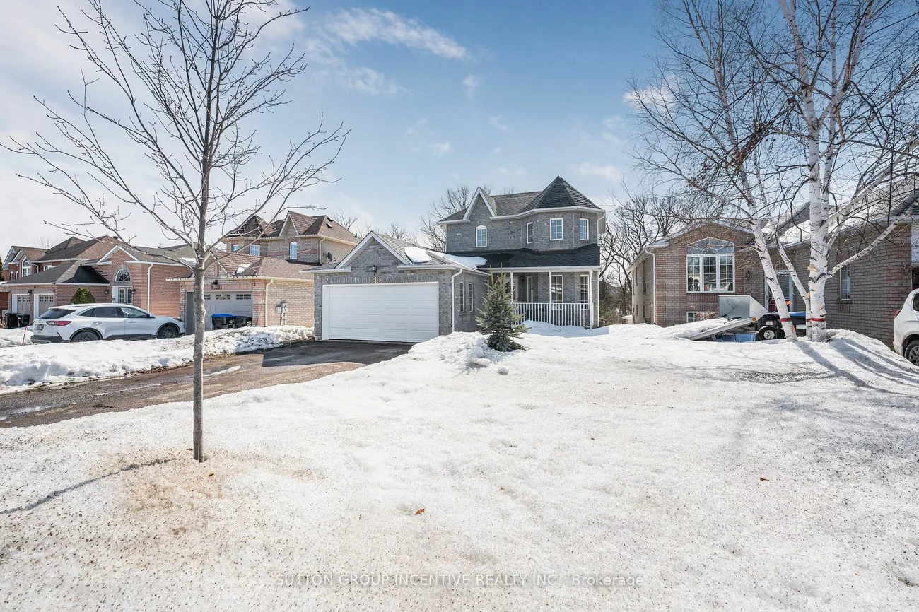 1235 Forest St, Innisfil