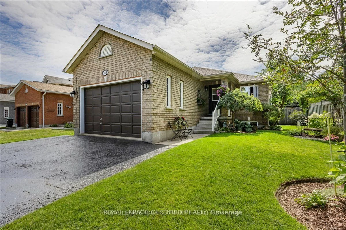 1013 Leslie Dr, Innisfil