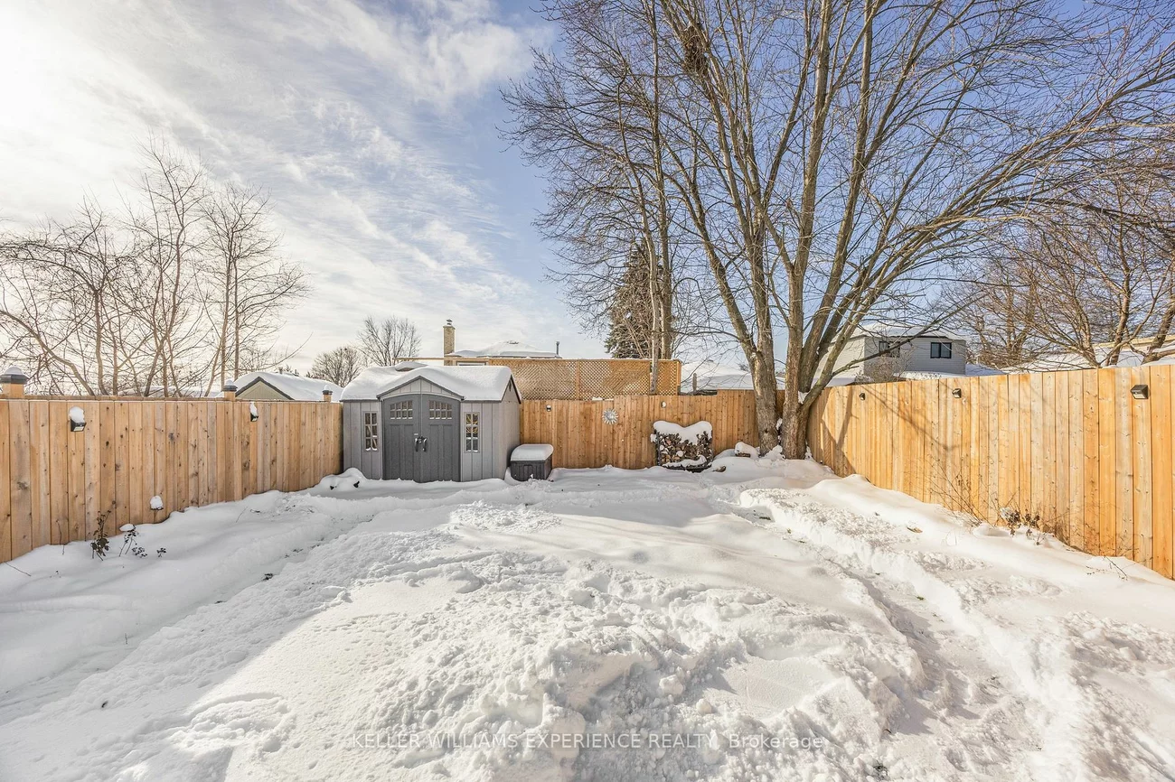 24 Shaw Cres, Barrie