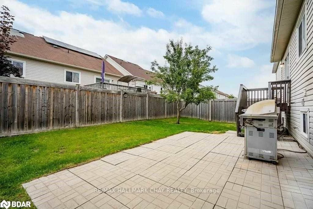 23 MAPLE CROWN Terr, Barrie