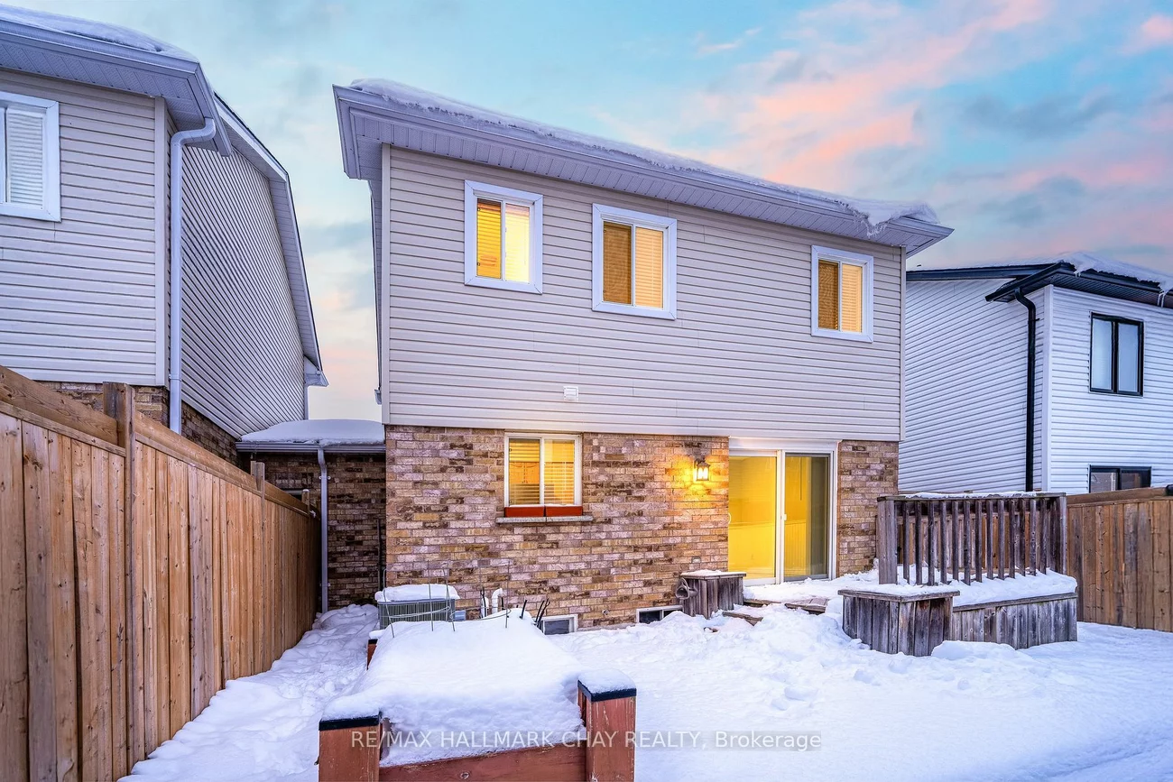 45 Succession Cres, Barrie