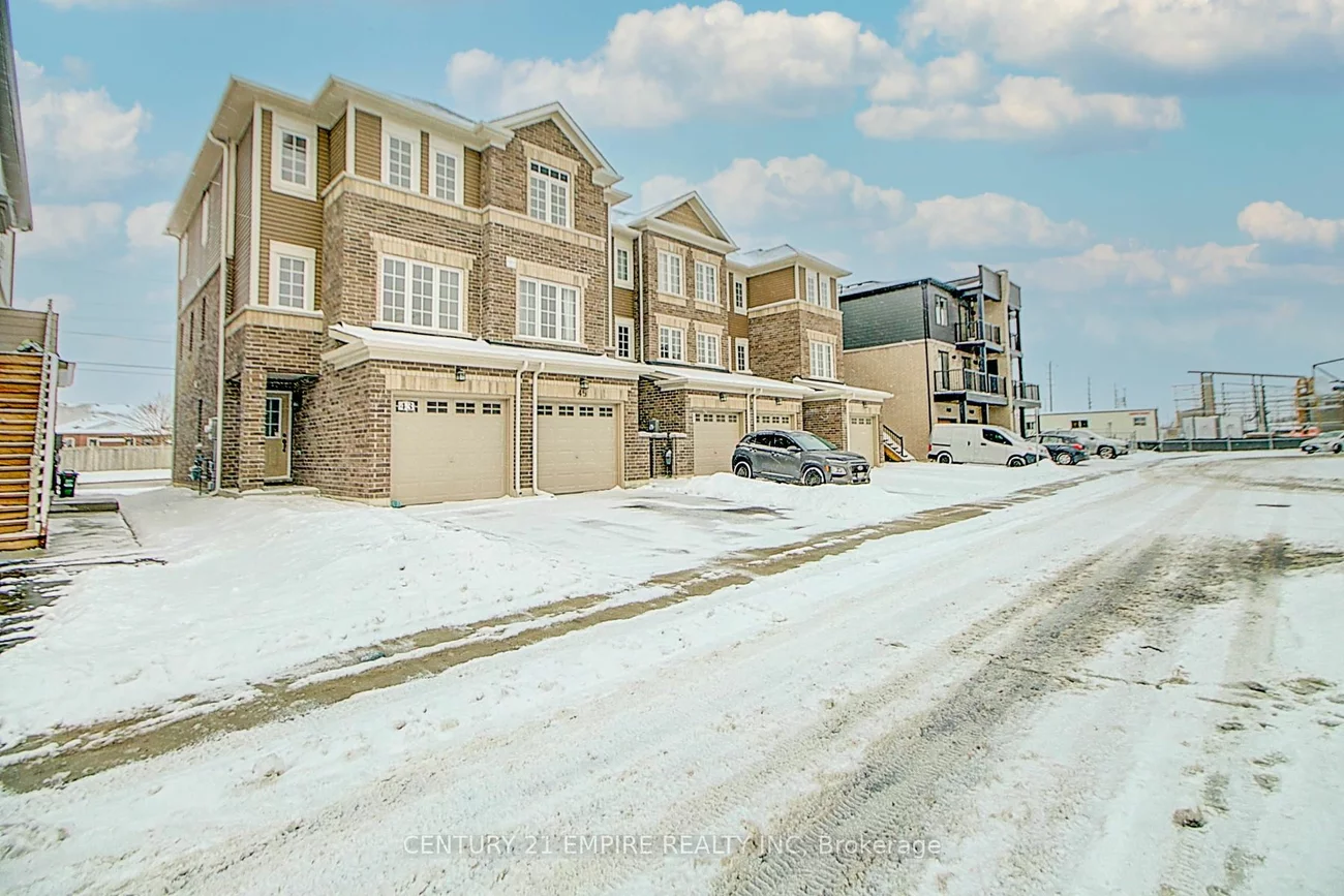 43 Pumpkin Corner Cres, Barrie