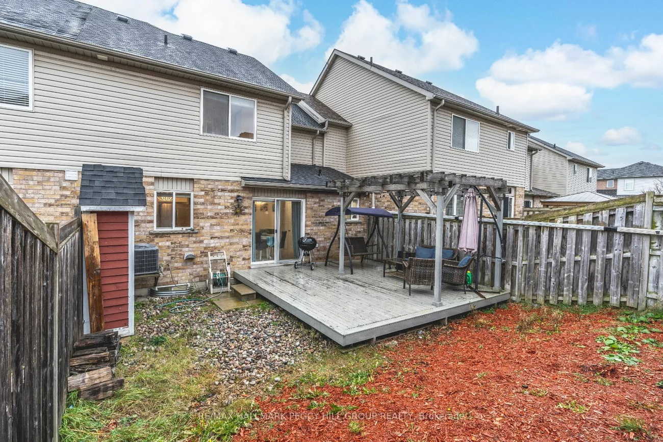 18 Bentley Cres, Barrie