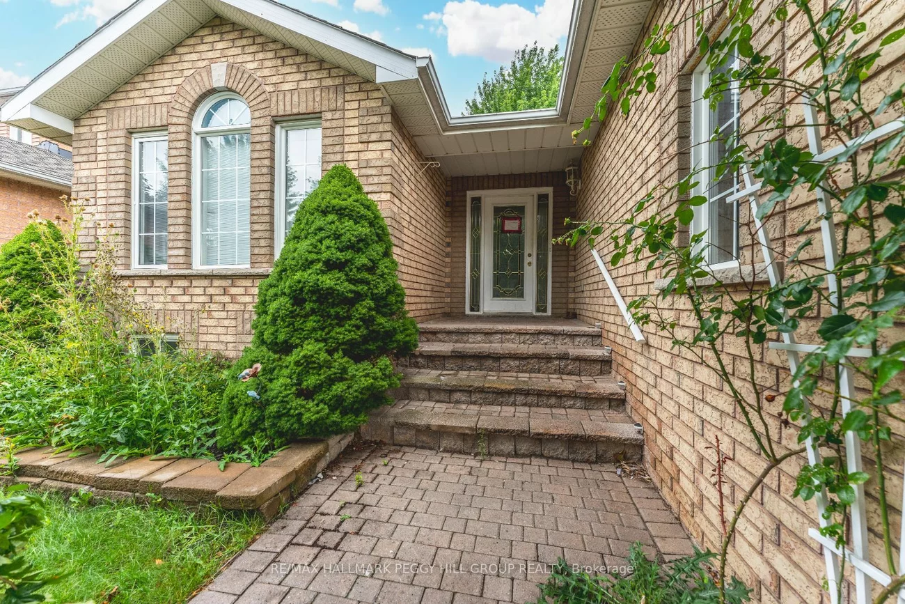 332 Harvie Rd, Barrie