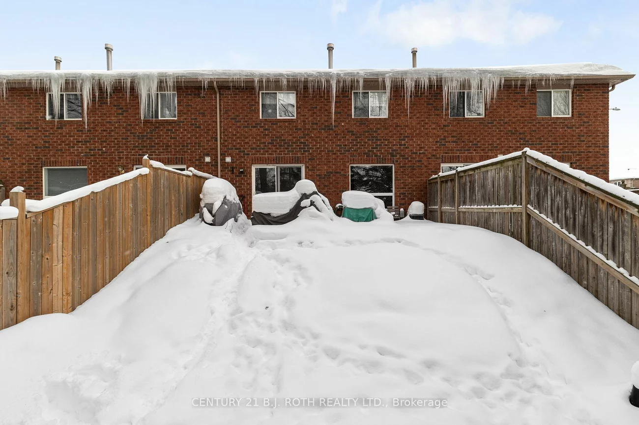 38 KENWELL Cres, Barrie