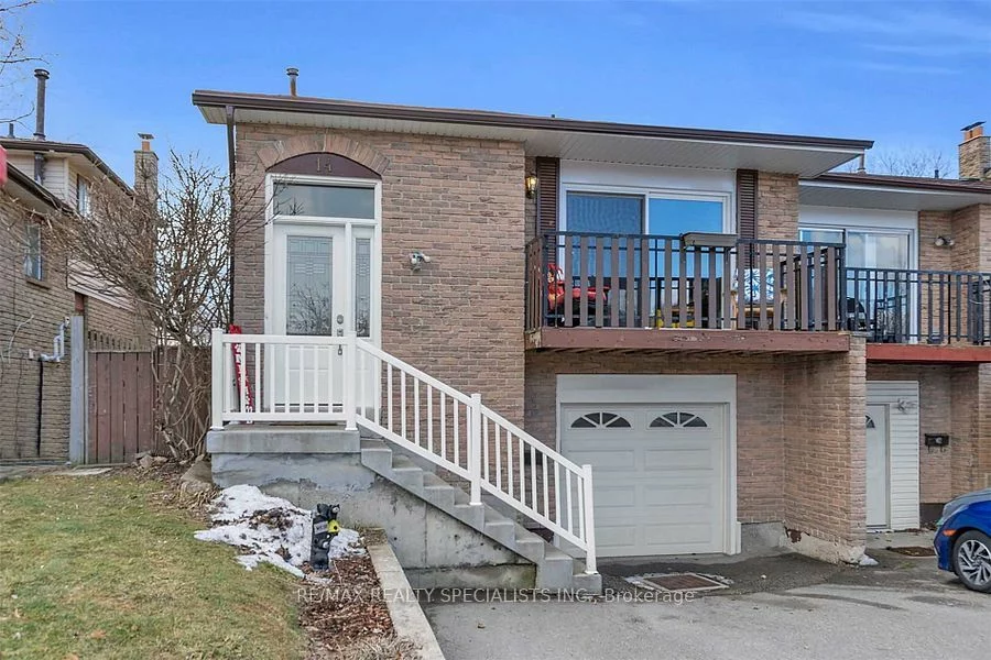 14 Talbot St, Brampton